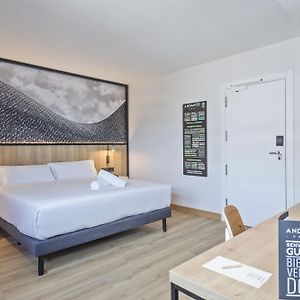 Habitación con Cama King